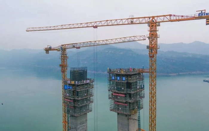 壮观 | 徐工助建万里长江上的璀璨明珠